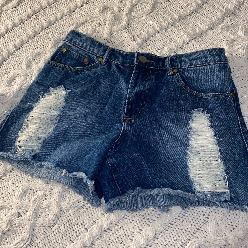 Brand new kittenish high waist denim shorts